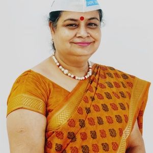 Meet your Posher, Reena